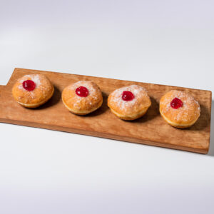 Strawberry jam filled doughnuts x4